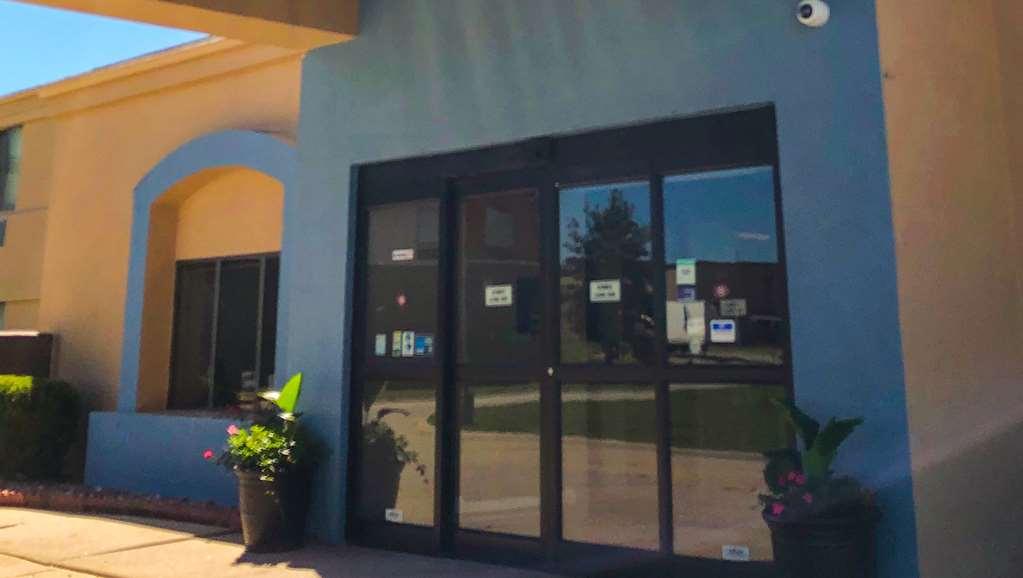 Oyo Hotel Lincoln Airport Ne, Hwy 80 Exteriér fotografie