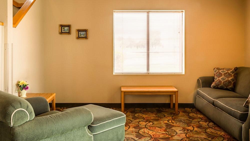 Oyo Hotel Lincoln Airport Ne, Hwy 80 Exteriér fotografie